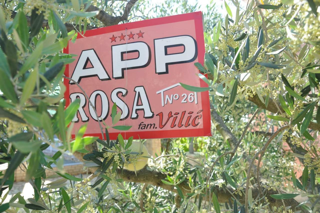 Apartments Rosa อูมัค ภายนอก รูปภาพ